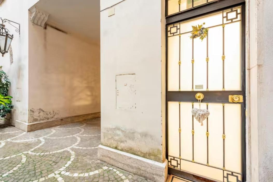 Loft incantevole a San Giovanni Roma Esterno foto